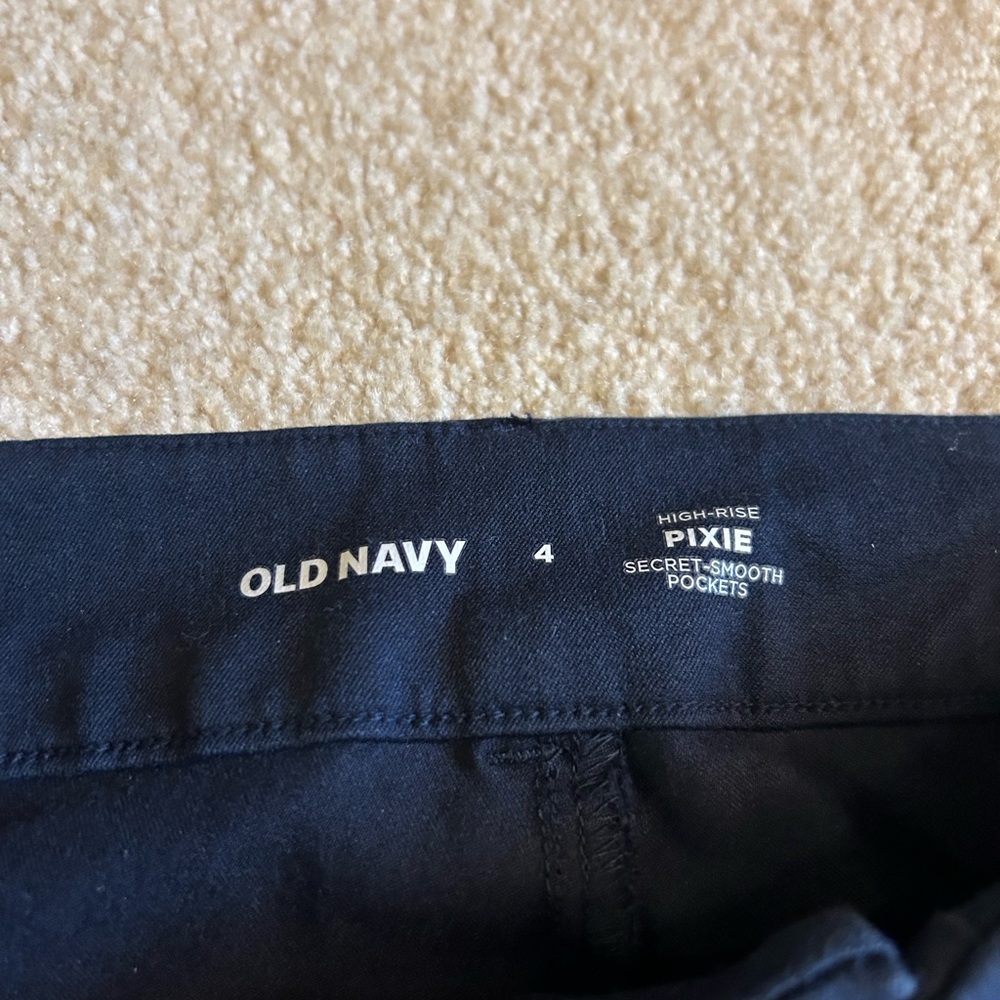 Old Navy Pixie Pants Size 4 - image 3